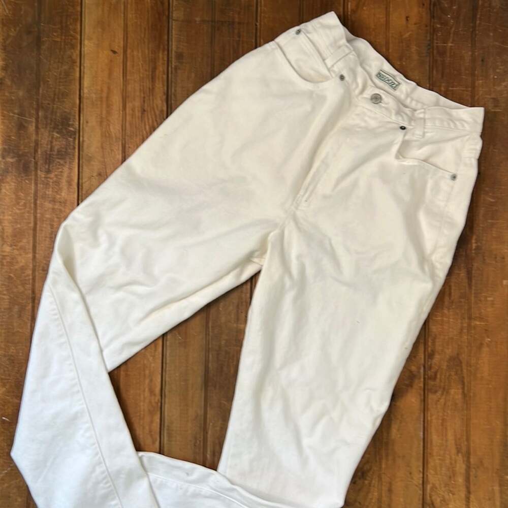 Women’s Vintage 80s jeans white high waisted straight leg  Skoozi size 9/10